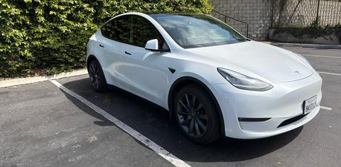 Tesla Model Y 2021