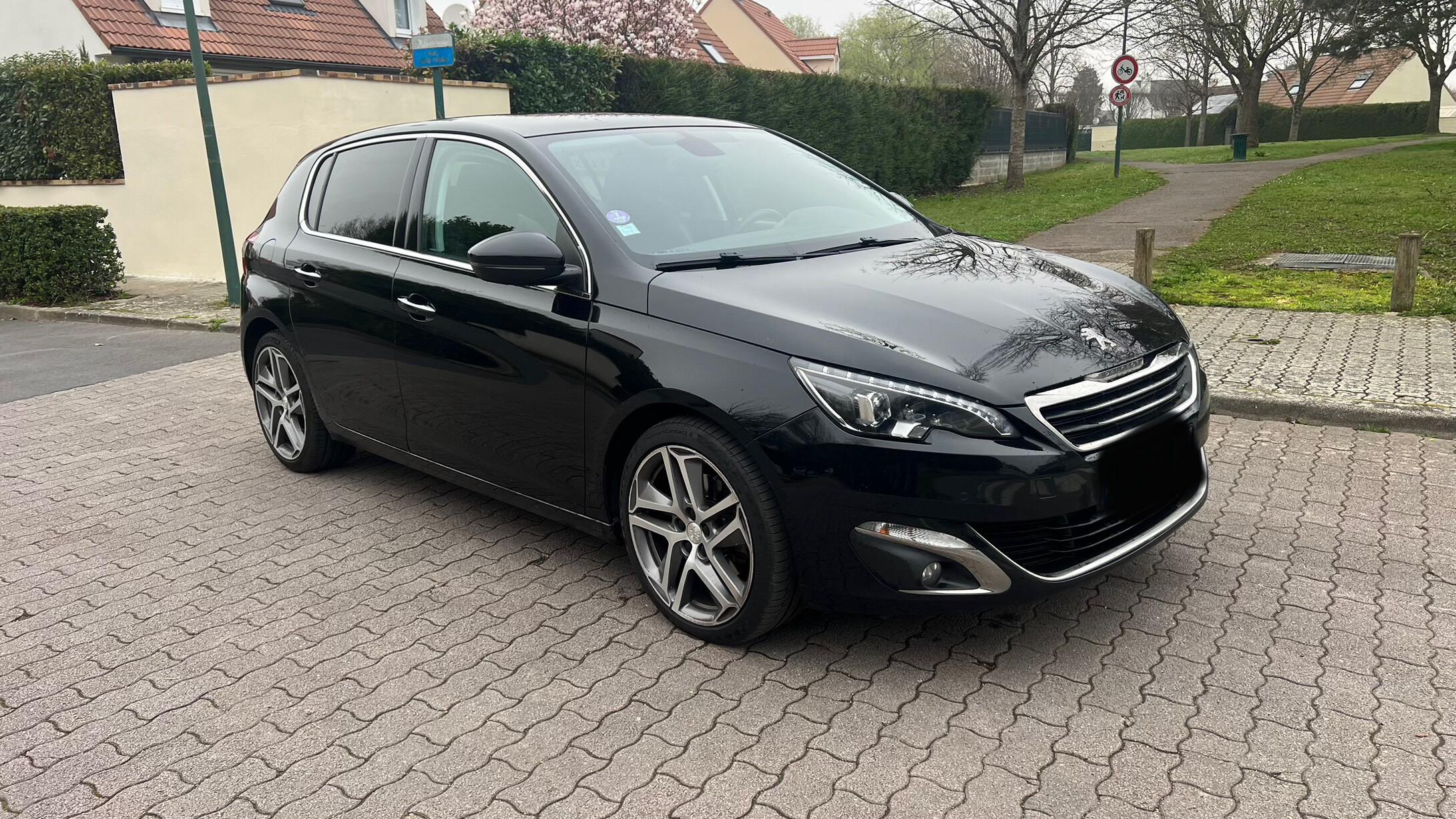 Peugeot 308 2014 à Moissy-Cramayel