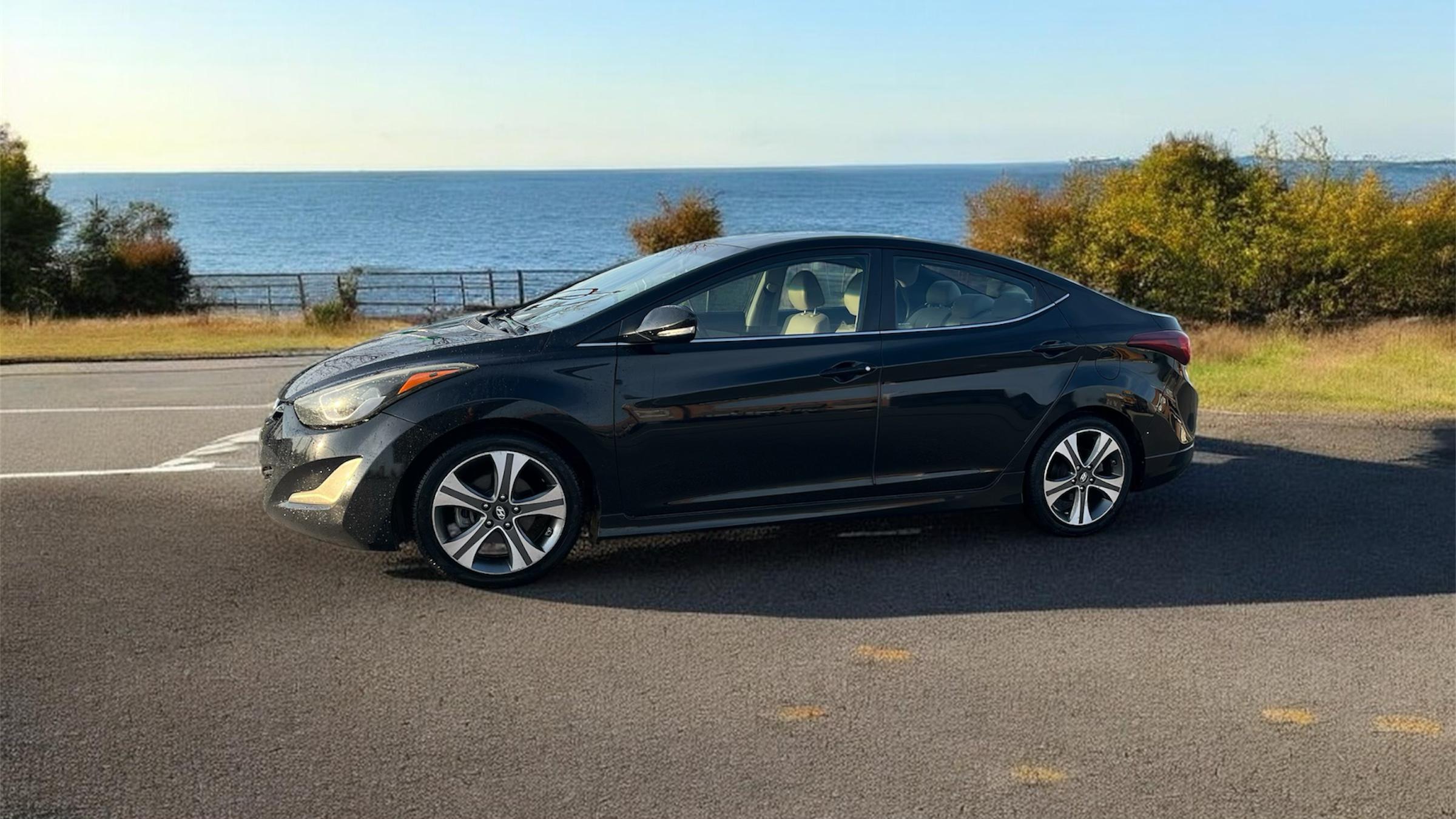 Hyundai Elantra 2015 in Middletown, DE