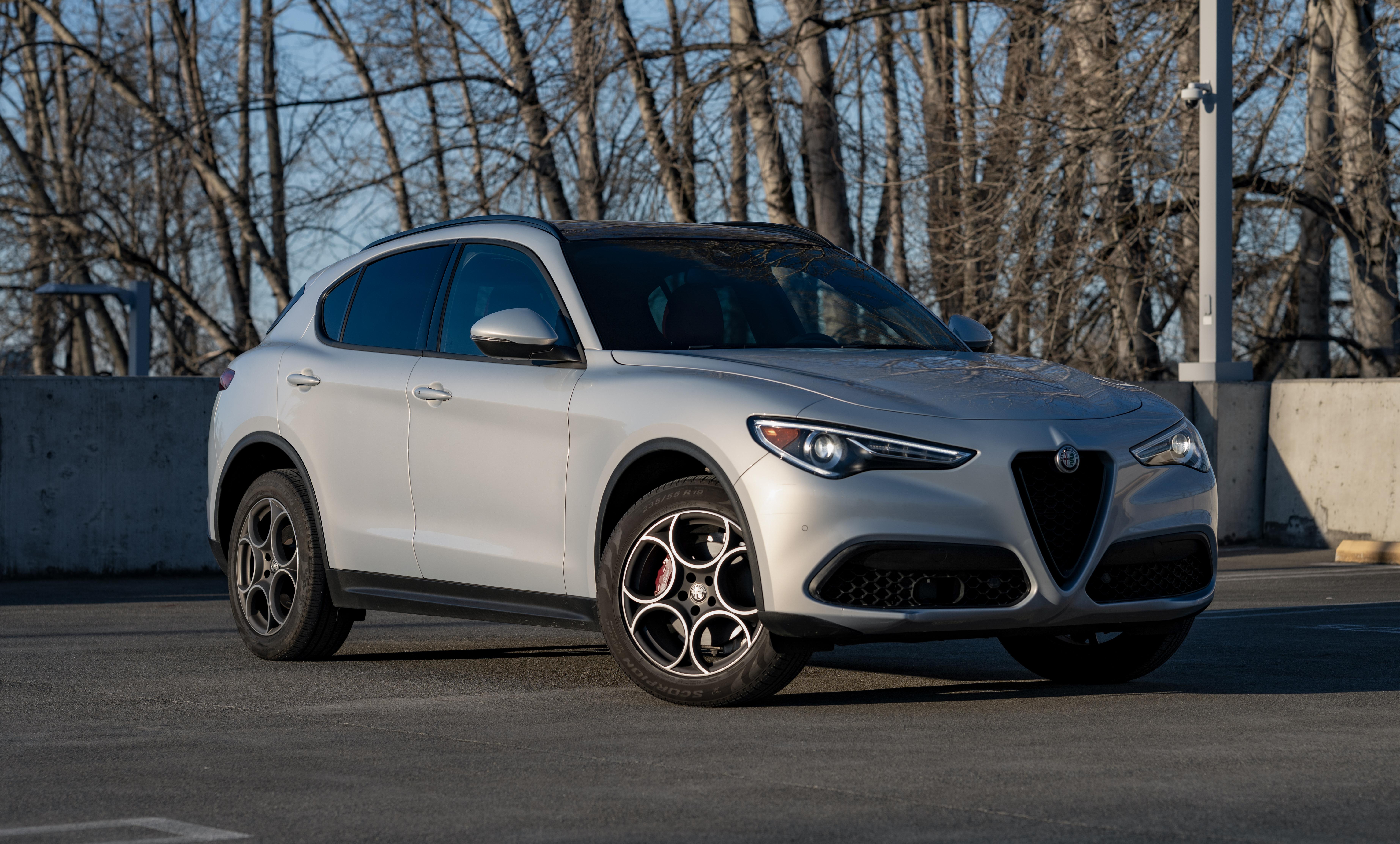 Alfa Romeo Stelvio 2022 in Renton, WA