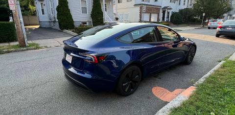 Tesla Model 3 2024