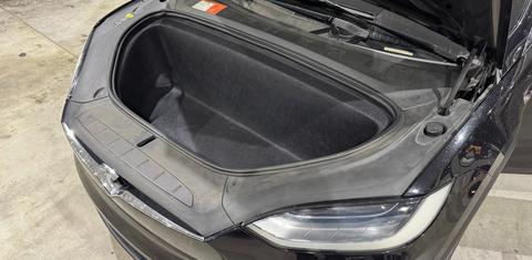 Tesla Model X 2018