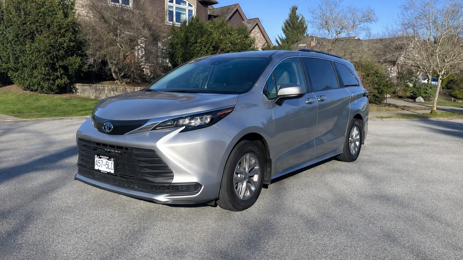 Toyota Sienna 2024 in Richmond, BC