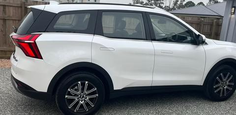 Mahindra XUV700 2025