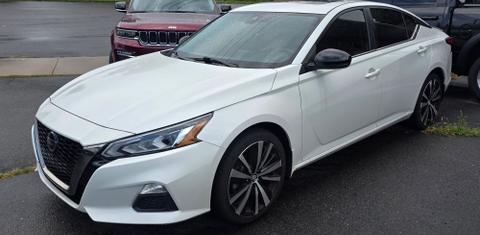 Nissan Altima 2021