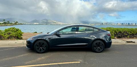 Tesla Model 3 2024