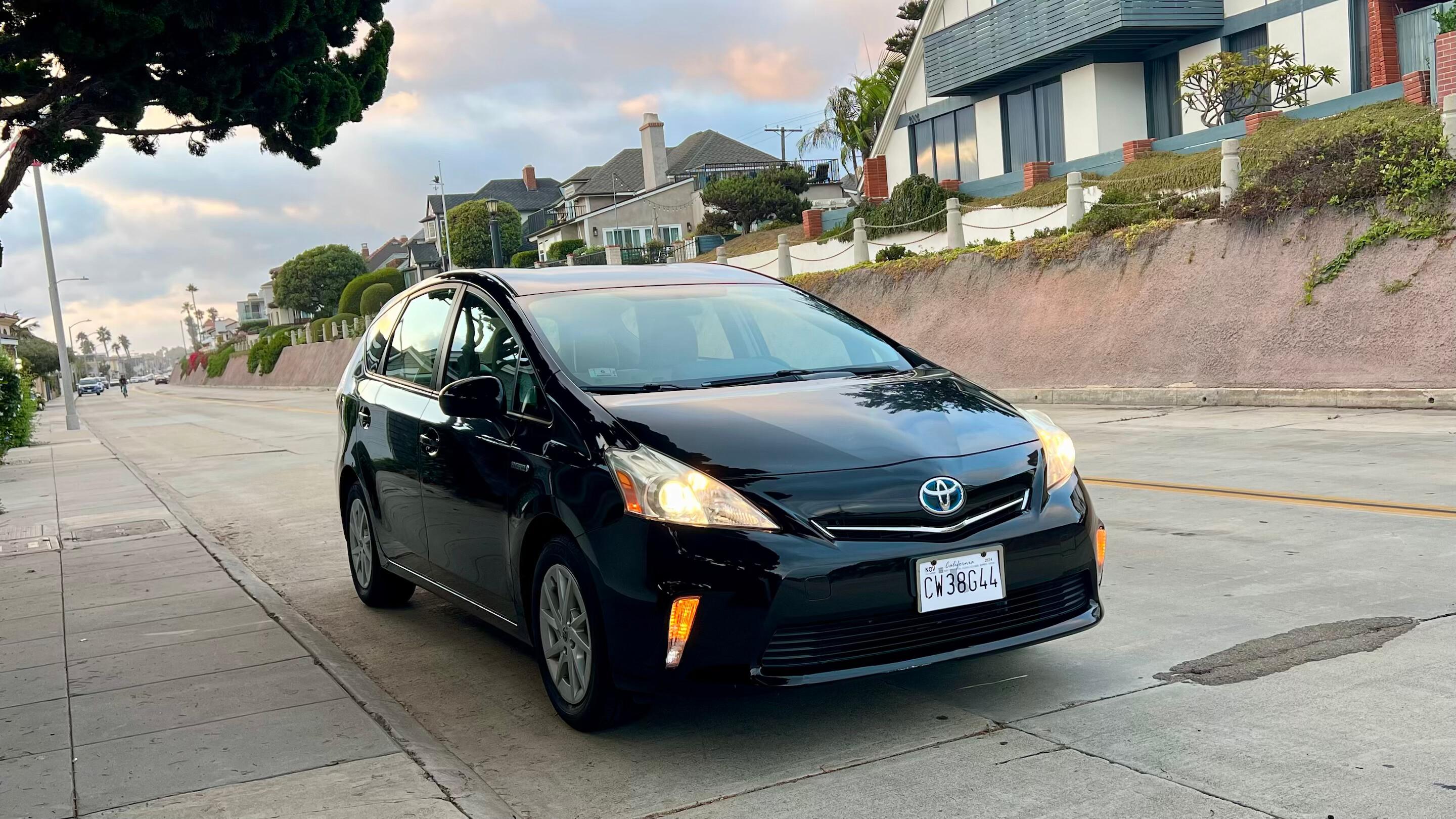 Toyota Prius v 2012 in Huntington Beach, CA