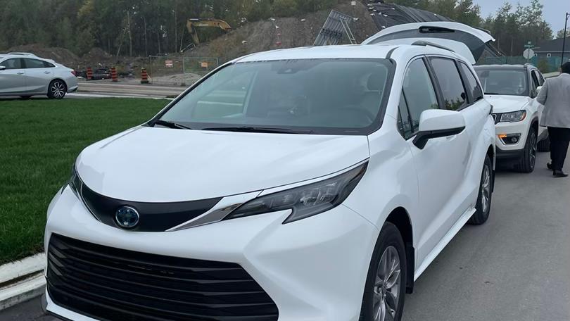 Toyota Sienna 2025 à 