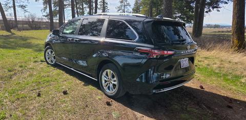 Toyota Sienna 2025