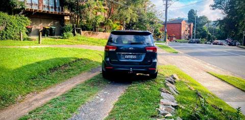 Kia CARNIVAL 2017