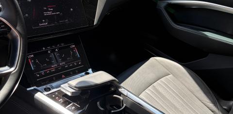 Audi Q8 e-tron 2024