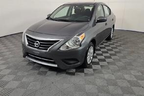 Nissan Versa car