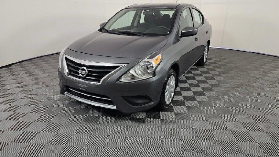 Nissan Versa 2018 in Bridgeton, MO