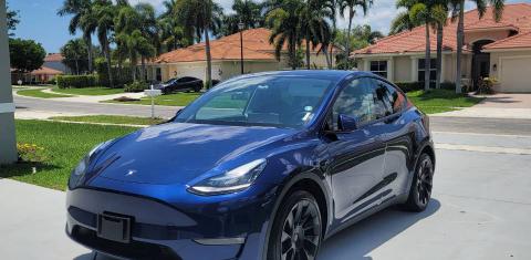Tesla Model Y 2022