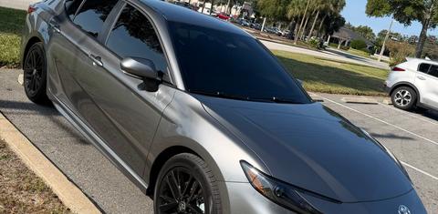 Toyota Camry Hybrid 2026