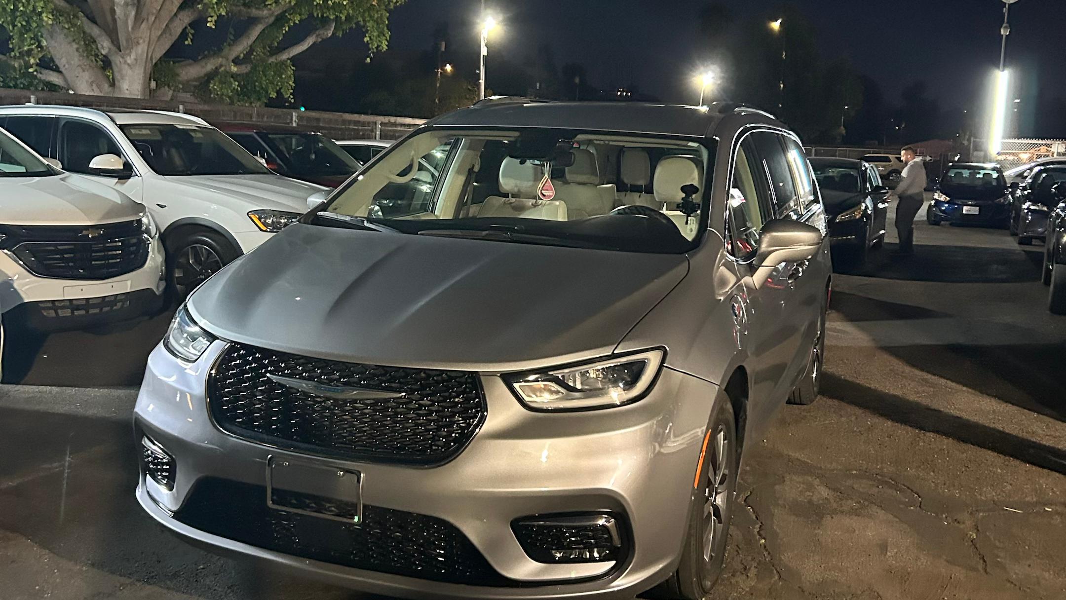 Chrysler Pacifica 2021 in 