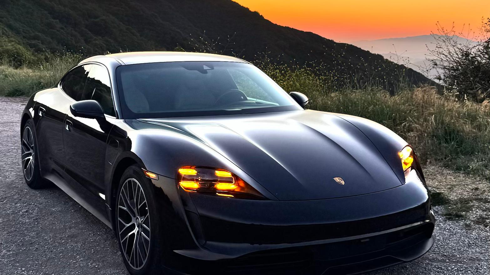 Porsche Taycan 2021 in 
