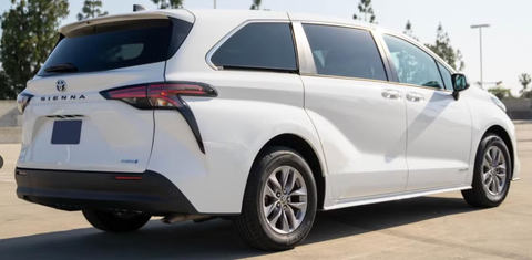Toyota Sienna 2024