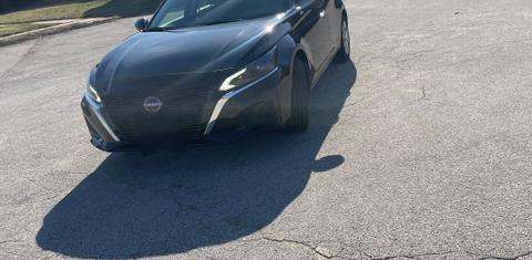 Nissan Altima 2025