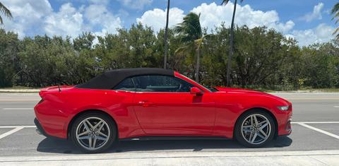 Ford Mustang 2024