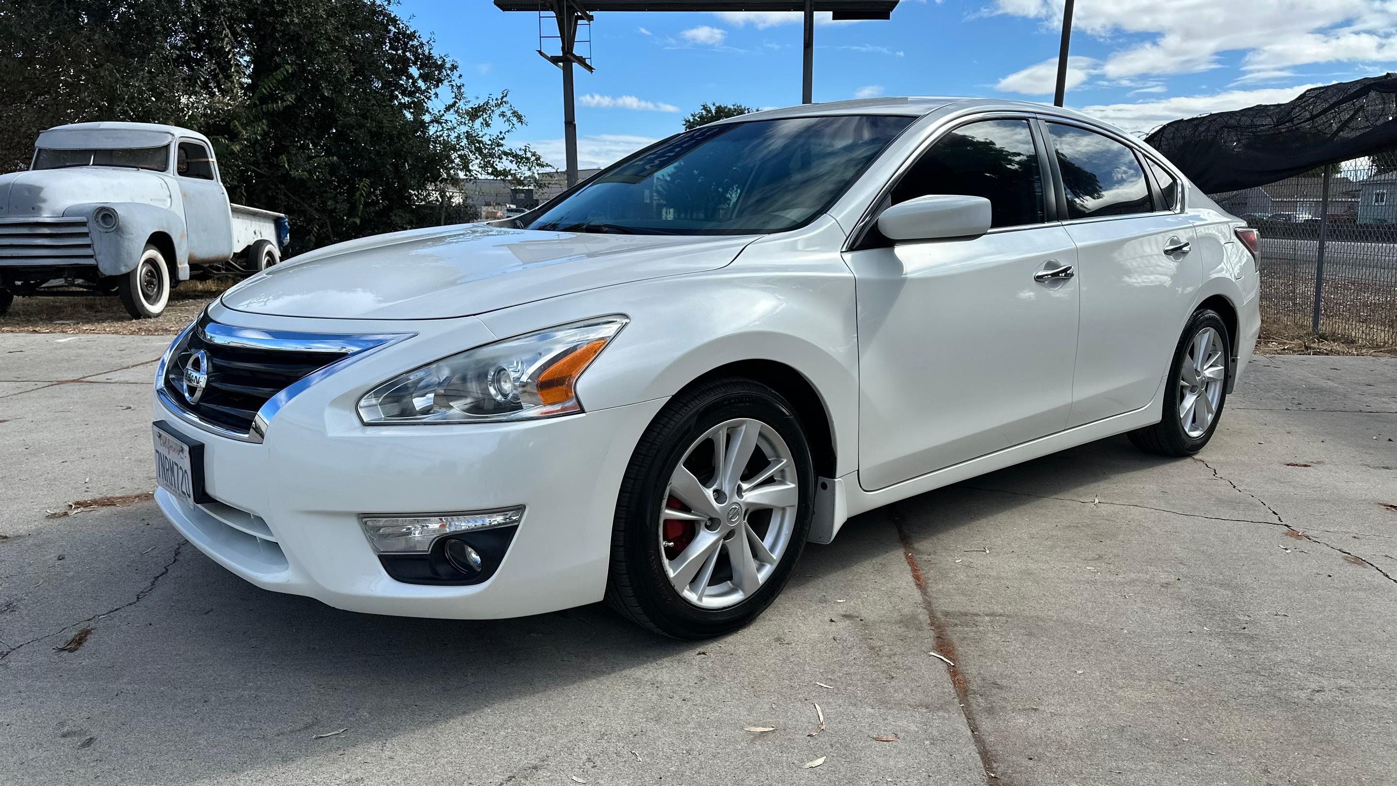 Nissan Altima 2015 in Stockton, CA