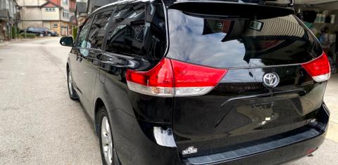 Toyota Sienna 2014
