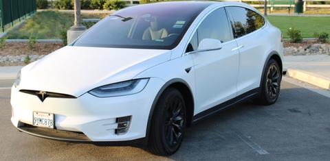 Tesla Model X 2021