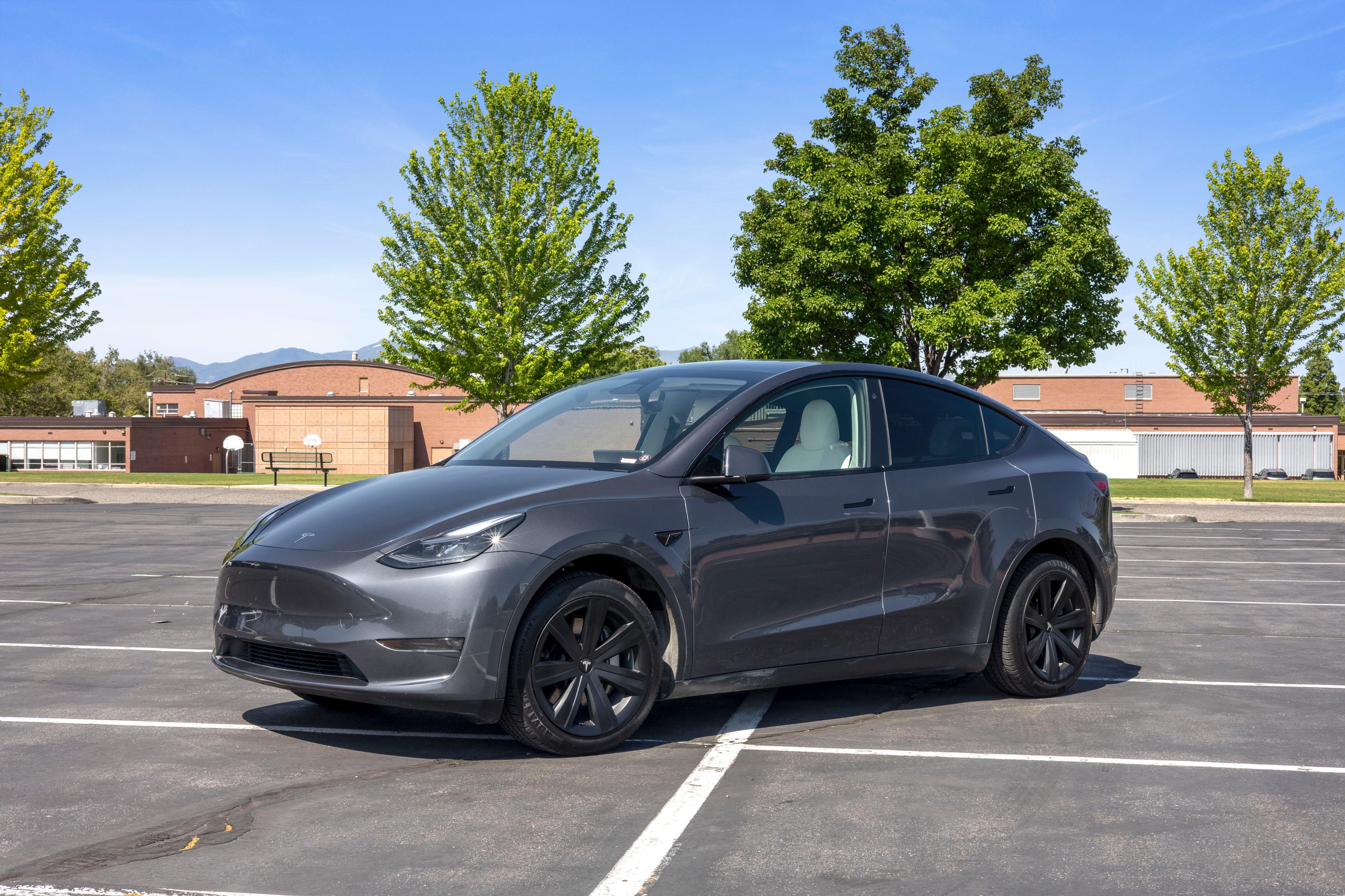 Tesla Model Y 2023 in Salt Lake City, UT