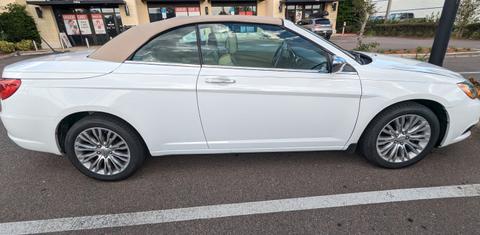 Chrysler 200 2013