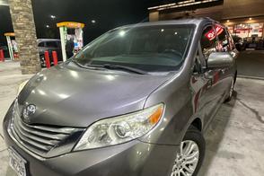 Toyota Sienna car
