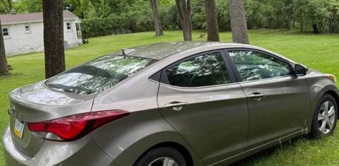 Hyundai Elantra 2016