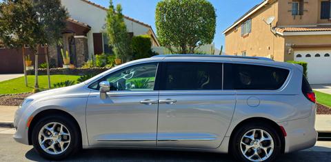 Chrysler Pacifica 2017