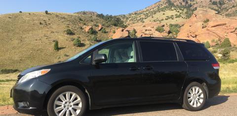 Toyota Sienna 2011