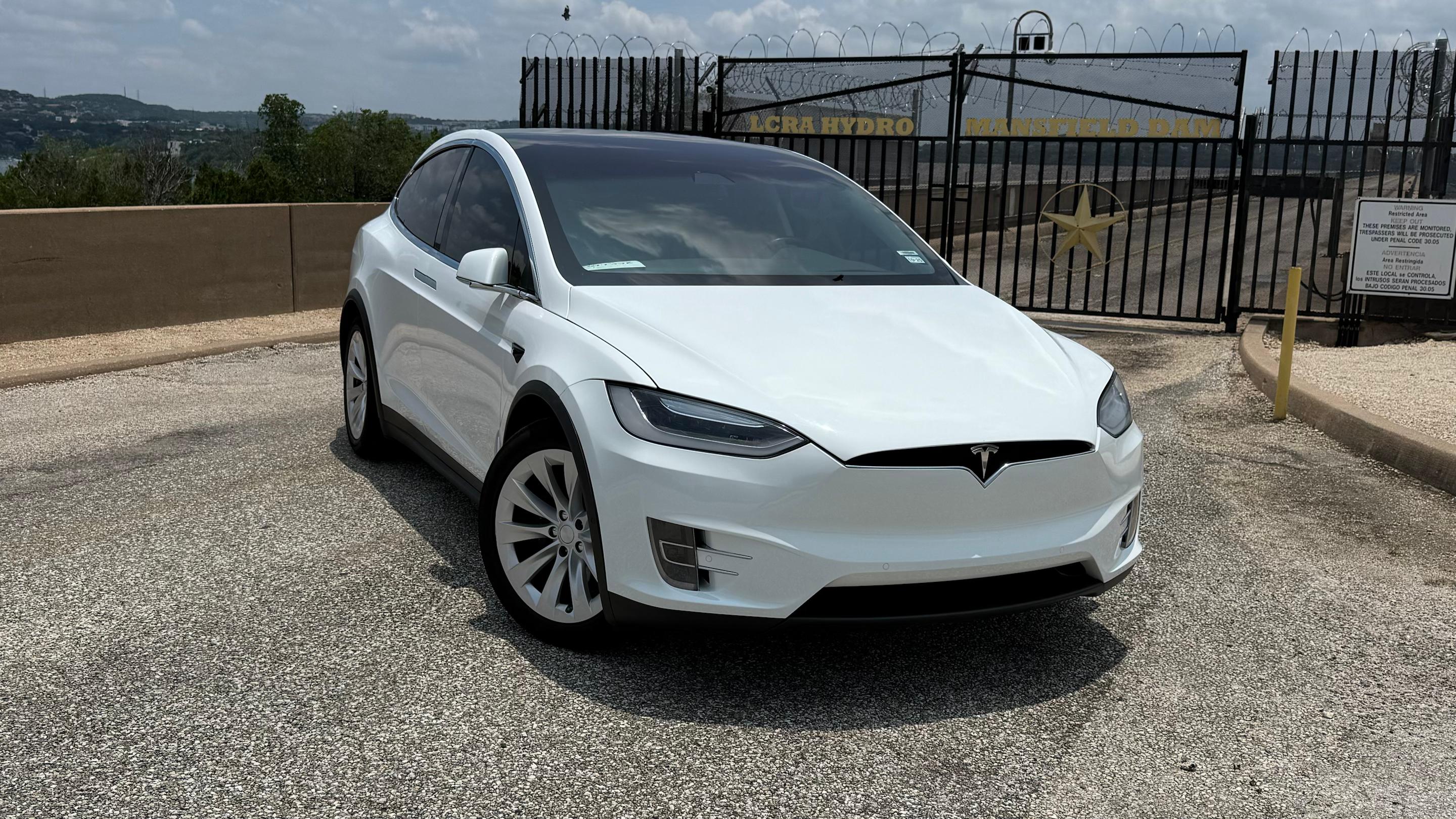 Tesla Model X 2016 in Bryan, TX