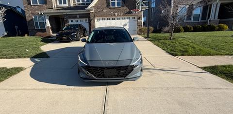 Hyundai Elantra 2023