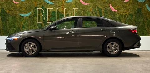 Hyundai Elantra 2025