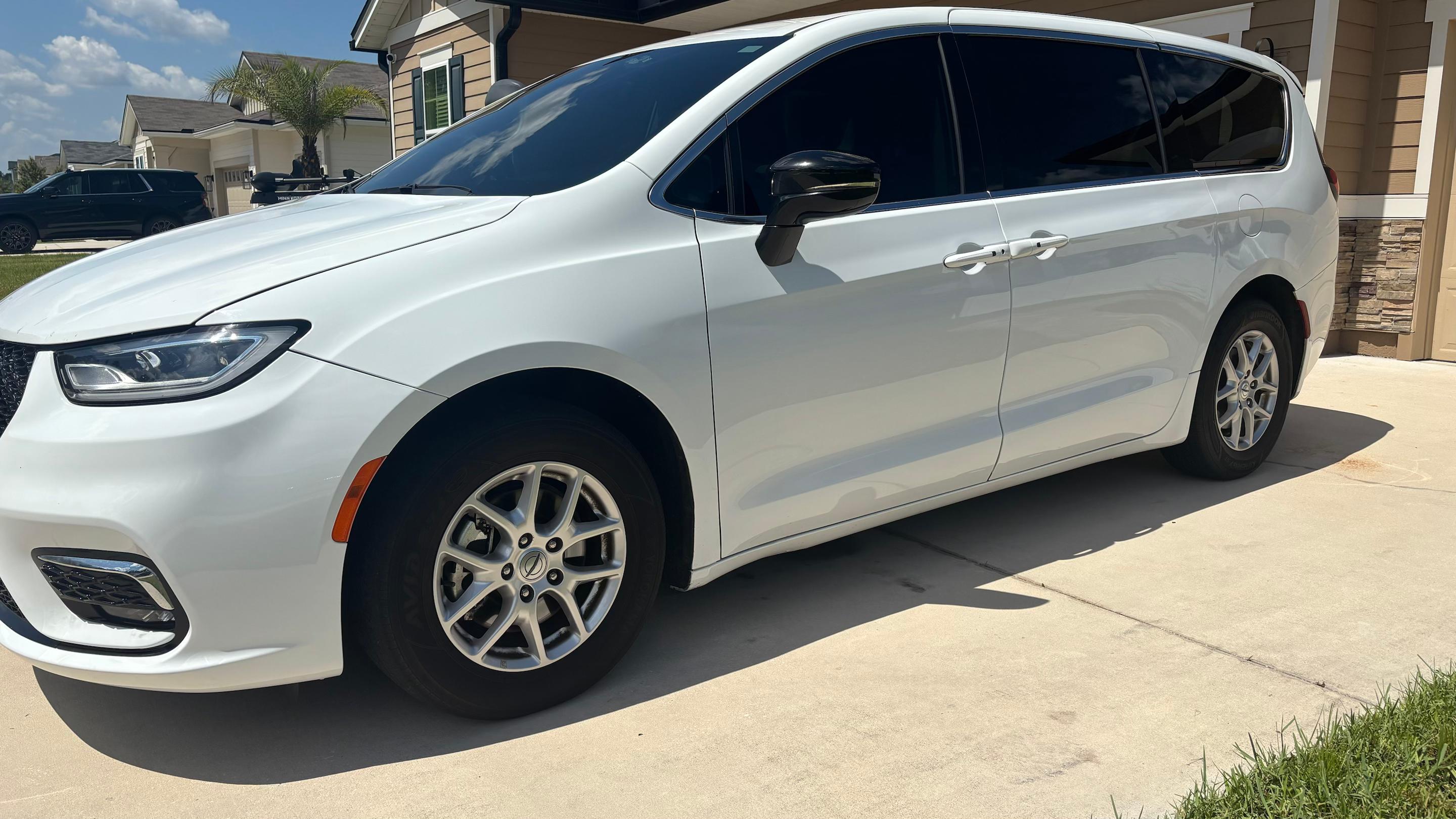 Chrysler Pacifica 2024 in Jacksonville, FL