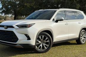 Toyota Grand Highlander 2024 in Belle Isle