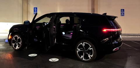VinFast VF 9 2024