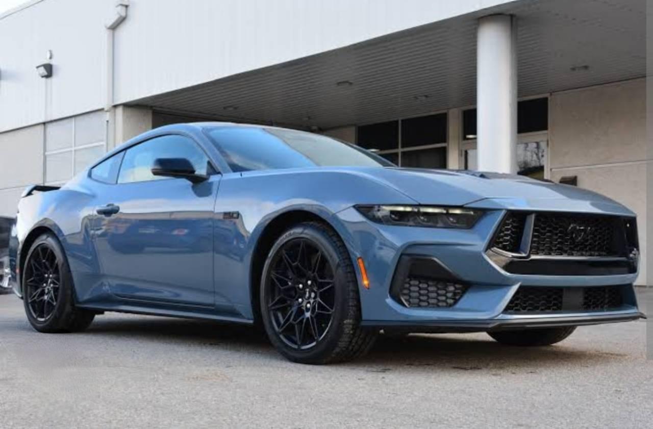 Ford MUSTANG 2025 in 