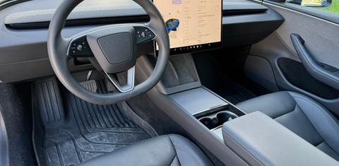 Tesla Model 3 2025