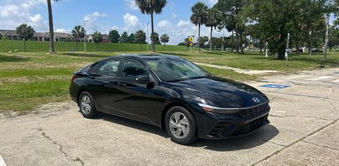 Hyundai Elantra 2025