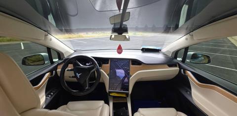 Tesla Model X 2018