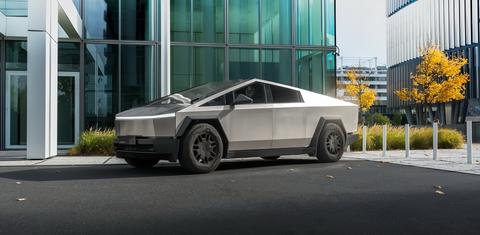 Tesla Cybertruck 2025