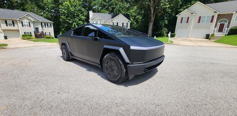 Tesla Cybertruck 2024