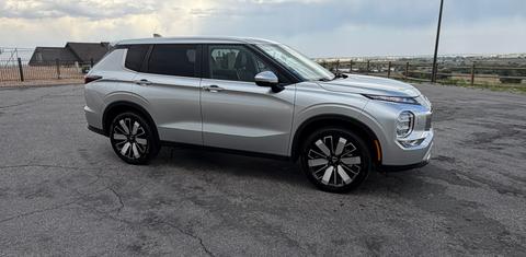 Mitsubishi Outlander 2025
