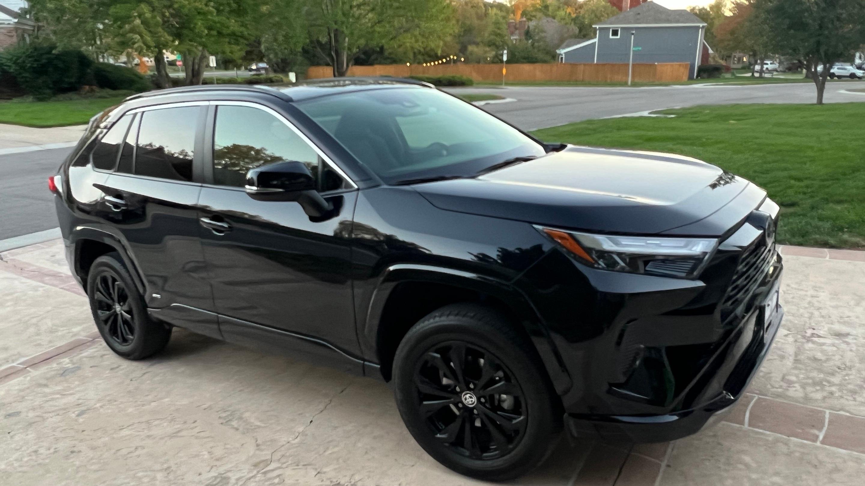 Toyota RAV4 Hybrid 2022 in 