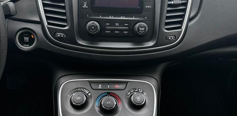Chrysler 200 2015
