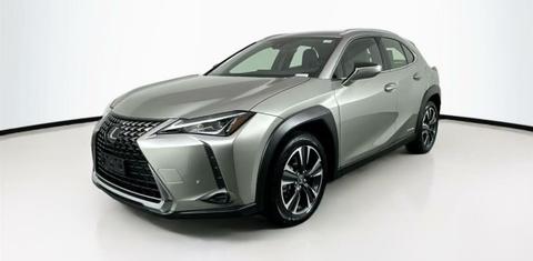 Lexus UX 2021