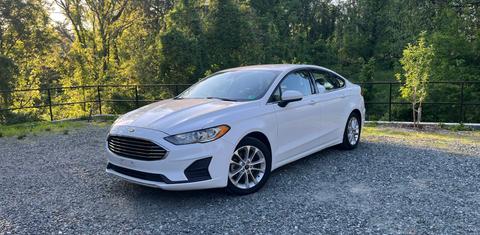 Ford Fusion Hybrid 2019